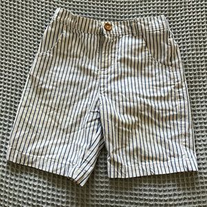 Oliver & Rain Striped shorts
